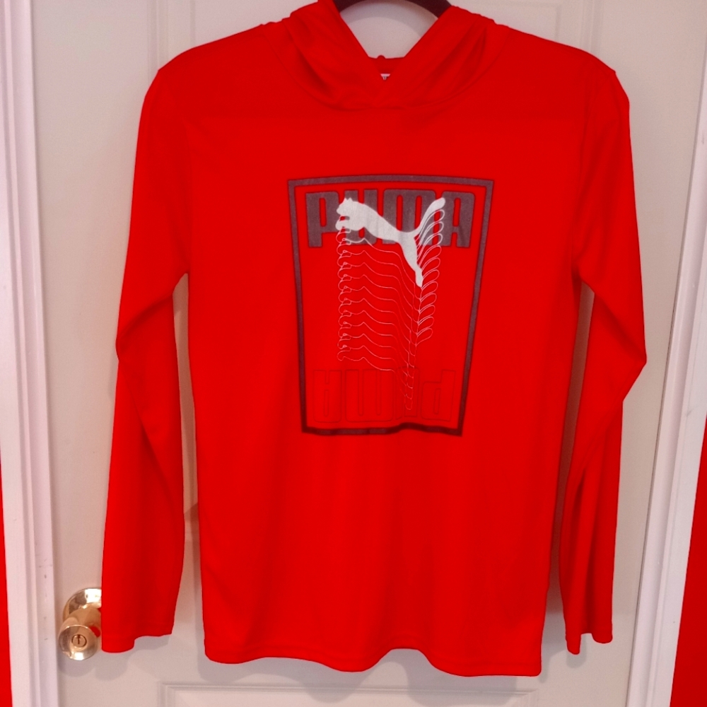 PUMA RED HOODIE SWEATER